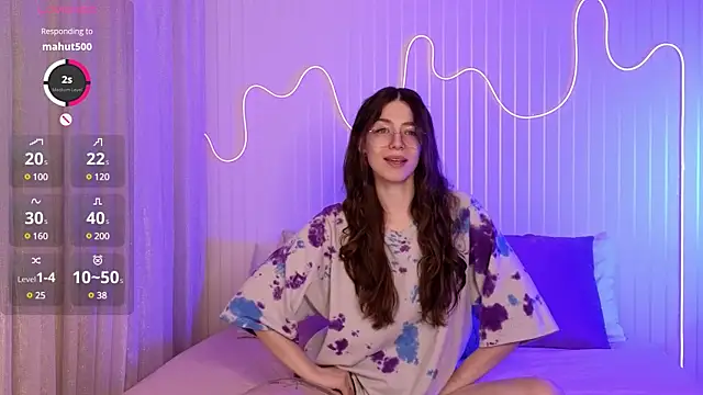 Ester Hill online show from 12.09.24