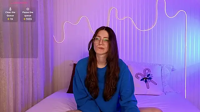 Ester Hill online show from 12.17.24