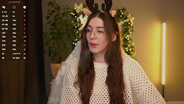 Ester Hill online show from 12.22.25