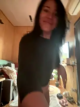 Snapshot of CuteNata chatting on 11.22.25 CuteNata online show from 11.22.25