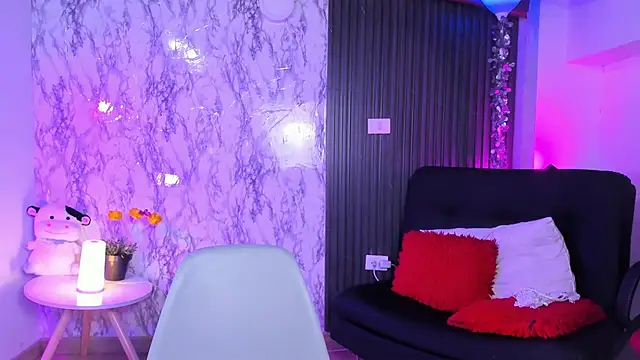 chloe blue online show from 01.21.25