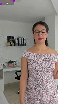 Snapshot of susana_monroy chatting on 05.13.26 susana monroy online show from 05.13.26