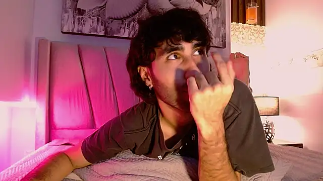 MilanZaire online show from 12.30.24