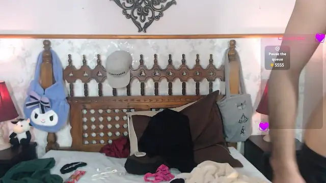 MilanZaire online show from 03.11.25