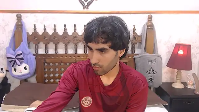 MilanZaire online show from 03.18.25