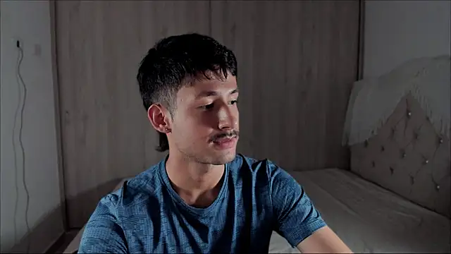 Snapshot of dimitri_targaryen chatting on 04.18.26 dimitri targaryen online show from 04.18.26