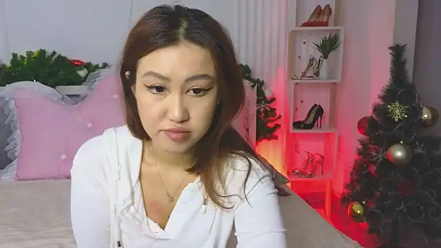 Diana Moon  online show from 12.22.24
