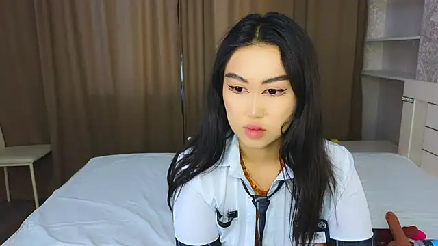 Snapshot of Diana_Moon_ chatting on 06.13.26 Diana Moon online show from 06.13.26