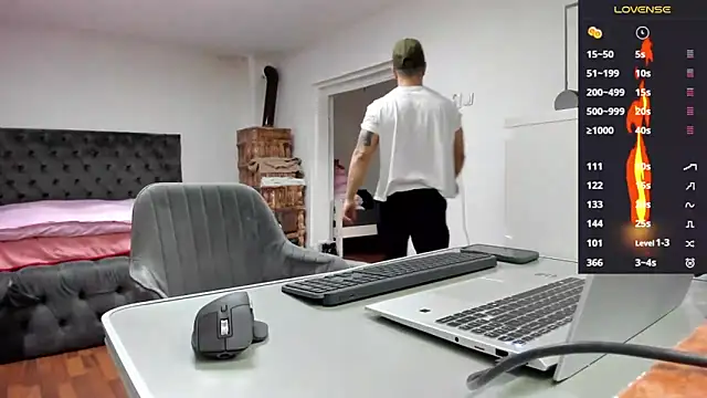 supermanboy94 online show from 02.25.26