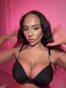 CardiSweetBaby online show from 02.08.26