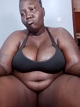 Snapshot of African_Bigass chatting on 09.09.25 African Bigass online show from 09.09.25