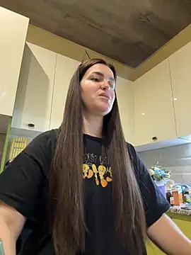 Karolina llove online show from 10.15.25