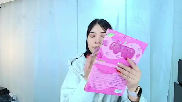 lina bedoya  online show from 10.11.25