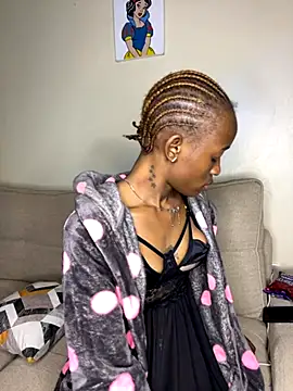 Shanniva online show from 09.09.25