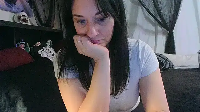 CrystalLakeXO online show from 03.25.26