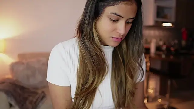 SaraParisi online show from 02.01.26