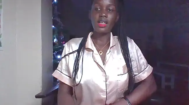 Snapshot of cutesmiling chatting on 12.22.24 cutesmiling online show from 12.22.24