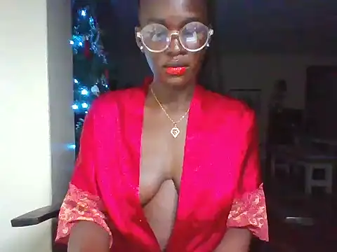 Snapshot of cutesmiling chatting on 12.29.24 cutesmiling online show from 12.29.24