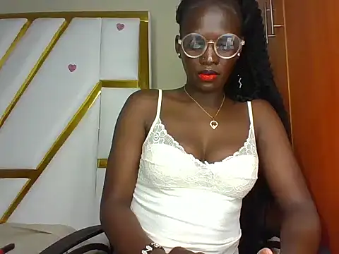 Snapshot of cutesmiling chatting on 01.23.25 cutesmiling online show from 01.23.25