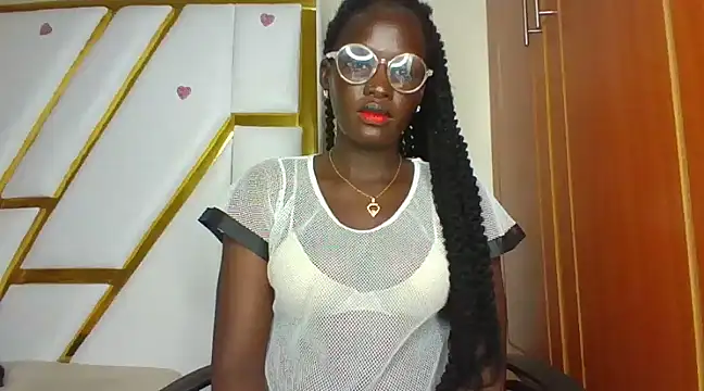 Snapshot of cutesmiling chatting on 01.26.25 cutesmiling online show from 01.26.25