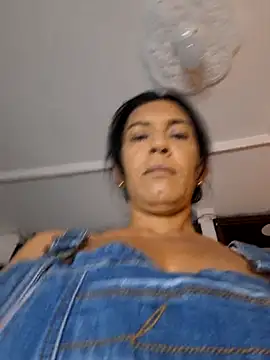 Snapshot of Angel_Perv chatting on 10.02.25 Angel Perv online show from 10.02.25