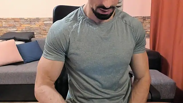 HotHunkTrainer online show from 11.29.25