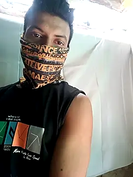 model yesx online show from 03.23.26