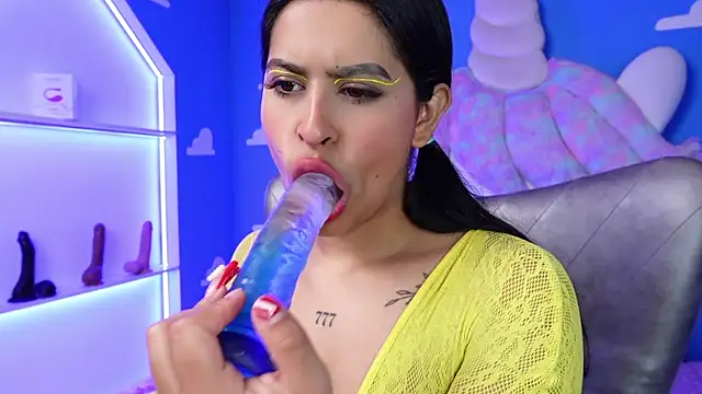 miss romyna online show from 01.16.25