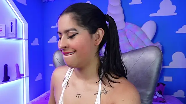 miss romyna online show from 01.20.25