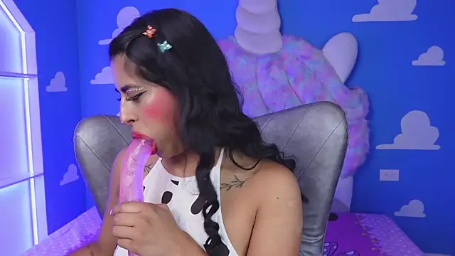 miss romyna online show from 09.29.25