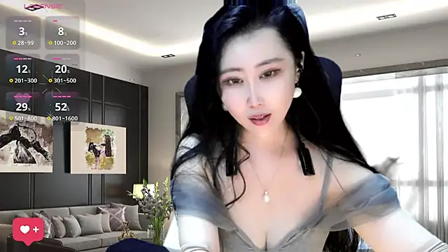 W-E-N-123 online show from 12.08.24