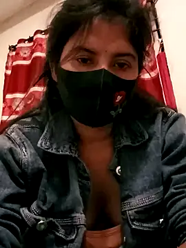 Cute Nipa online show from 12.21.24