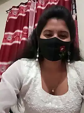 Cute Nipa online show from 12.25.24