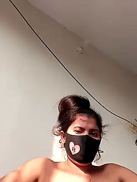 Cute Nipa online show from 12.30.24