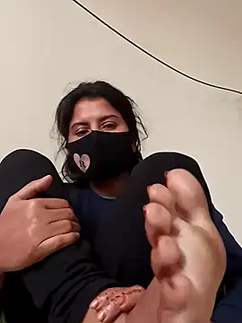 Cute Nipa online show from 01.26.25