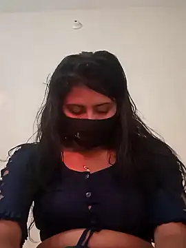 Cute Nipa online show from 03.17.25