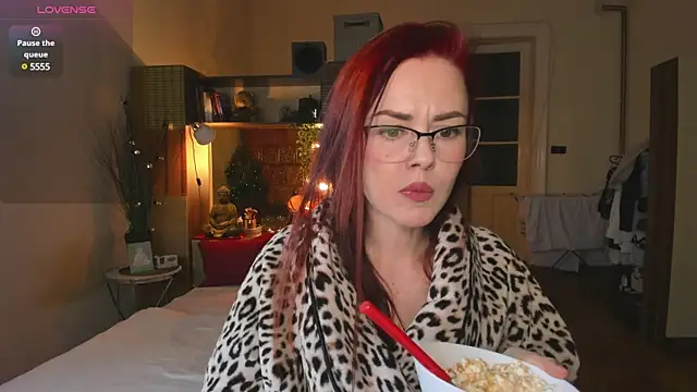 Snapshot of Sargonium999 chatting on 01.02.25 Sargonium999 online show from 01.02.25