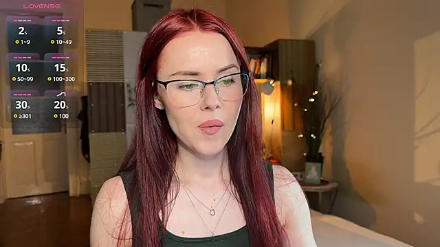 Snapshot of Sargonium999 chatting on 02.05.25 Sargonium999 online show from 02.05.25