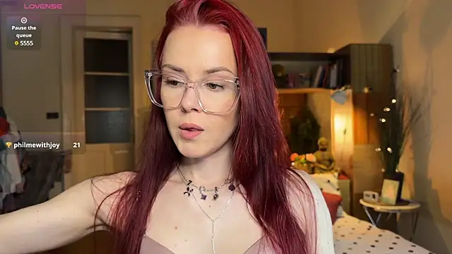 Snapshot of Sargonium999 chatting on 03.18.25 Sargonium999 online show from 03.18.25