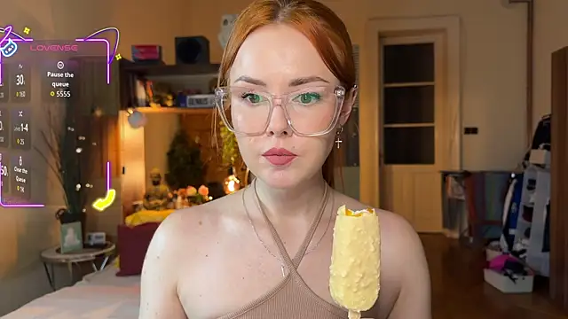 Snapshot of Sargonium999 chatting on 09.09.25 Sargonium999 online show from 09.09.25