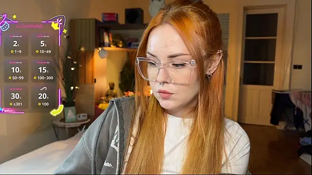 Snapshot of Sargonium999 chatting on 10.12.25 Sargonium999 online show from 10.12.25