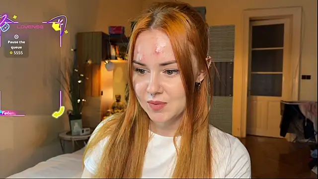 Snapshot of Sargonium999 chatting on 10.13.25 Sargonium999 online show from 10.13.25