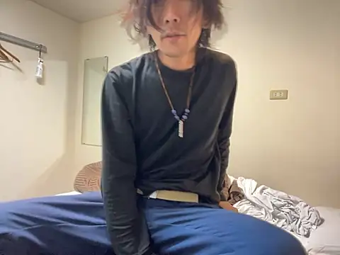 Katakuriko-Denpun online show from 11.05.25