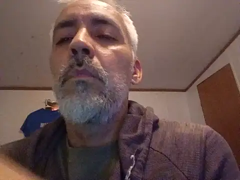 Xoc8  online show from 02.16.25