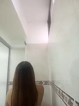 AnthonelaDuque online show from 02.14.25