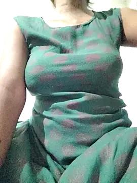 rituporna2004 online show from 04.16.26