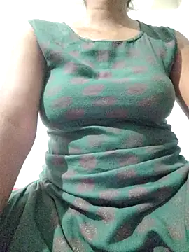 rituporna2004 online show from 04.17.26