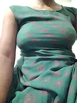 rituporna2004 online show from 04.19.26