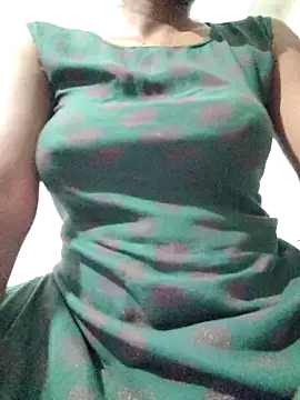 rituporna2004 online show from 04.19.26