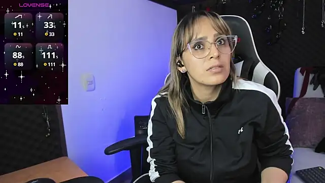 Sara Mills06 online show from 02.13.25